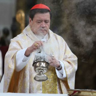 La familia no se reduce a intereses de grupo, señala Rivera