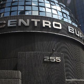 La BMV concluye con ganancias