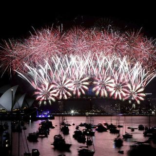 En Sídney dan la bienvenida al 2014