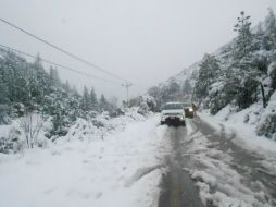 Así lucen las carreteras en la Sierra de Arteaga. Foto:@conagua_clima ESPECIAL /