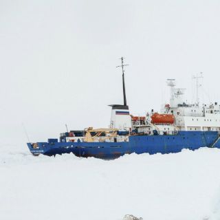 Posponen nuevamente rescate de atrapados en la Antártida