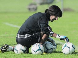 El arquero Federico Vilar es el rostro de la nueva era en Colomos. MEXSPORT /