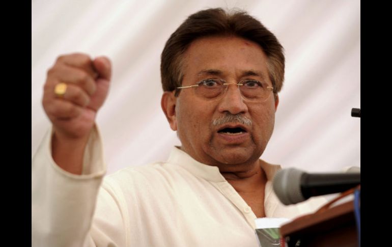 Pervez Musharraf fue ingresado en un hospital en Islamabad tras sufrir dolores en el pecho. EFE /