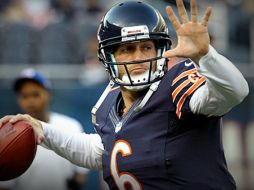 A pesar de quedar fuera de playoffs la directiva le da su confianza al quarterback. ESPECIAL /