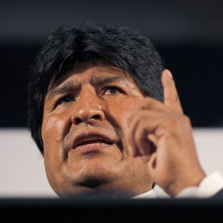 Evo Morales inaugura primera planta eólica en Bolivia