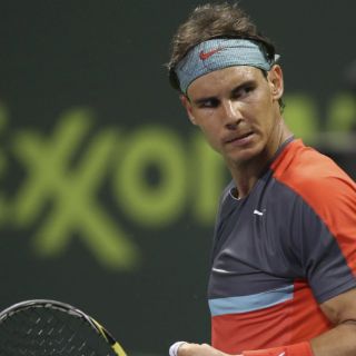 Nadal sufre para llegar a semifinales en Doha