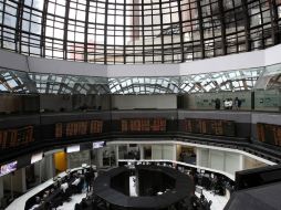 En la jornada se negociaron 197 millones de títulos por un monto de 6 mil 658.9 millones de pesos. ARCHIVO /