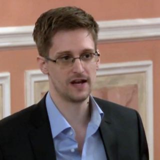 'The Guardian' también pide clemencia para Snowden