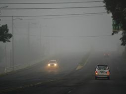La alta densidad de neblina ha obligado a cerrar la autopista al menos en tres ocasiones en últimos días. ARCHIVO /