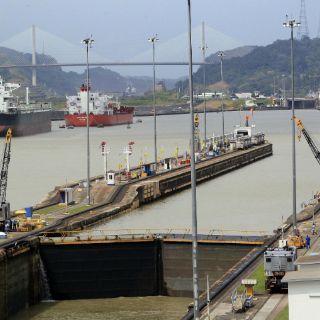 Panamá exigirá a consorcio cumplir con ampliación del Canal