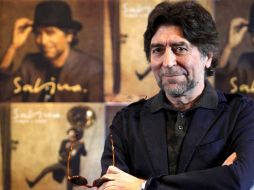 Sabina dice que sus nuevas canciones hablan del deterioro social y personal. SUN /