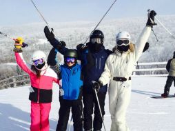 La pareja ha sido vista conviviendo en varias ocasiones desde el anuncio de su separación. ESPECIAL /