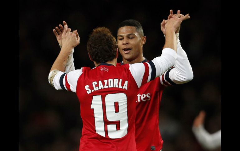 Santi Cazorla abrió el marcador, en un duelo en el que el Arsenal no encontró demasiada resistencia. AFP /
