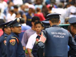 Autoridades capitalinas acudieron al llamado tras el hallazgo del cuerpo. ARCHIVO /