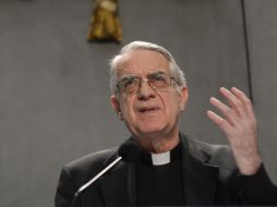 Federico Lombardi sale al paso de las noticias reportadas por medios que atribuyen al Papa una 'apertura a las parejas homosexuales'. ARCHIVO /