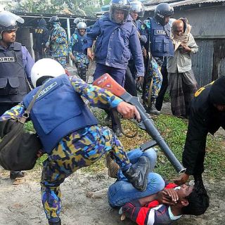 Mueren 18 en violencia electoral en Bangladesh