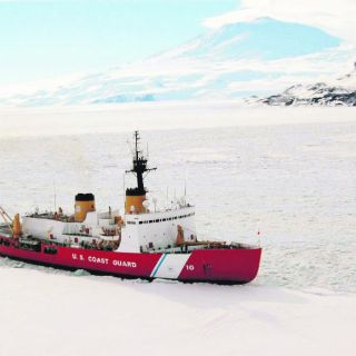 Buque de EU, al rescate en la Antártida