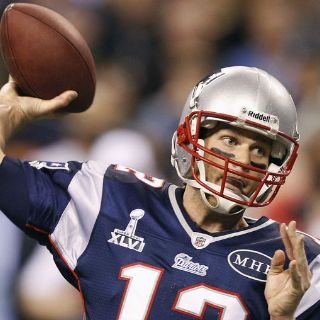 Brady va por Joe Montana