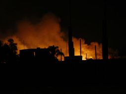 De momento, se desconocen las causas del siniestro que provocó pérdidas millonarias, que no han sido cuantificadas. ARCHIVO /