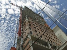 El equipo de la regidora Cristina Solórzano Márquez ha documentado 26 dictámenes de uso de suelo que violan los planes parciales.  /