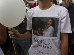 Los venezolanos están consternados por el crimen en que Spear y su pareja perdieron la vida. AP /