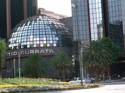 La Bolsa Mexicana de Valores registra pérdidas, en línea a la Bolsa de NY. ARCHIVO /