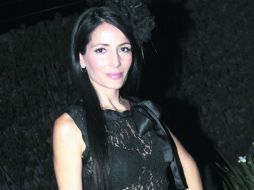 De fiesta. Andrea Cobens.  /