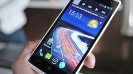 El Liquid Z5 integra Android 4.2.2, un procesador de doble núcleo a 1.3 GHz y dispone de 4GB de memoria interna. ESPECIAL /