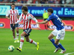 Chivas no podrá jugar a las cinco de la tarde el partido de la fecha cinco ante el Cruz Azul. ARCHIVO /