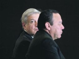 El líder de Morena, Andrés Manuel López Obrador y el presidente del PRD, Jesús Zambrano, en julio de 2012. AP /