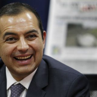 Lozano defiende a Cordero; ataca 'pillerías', dice