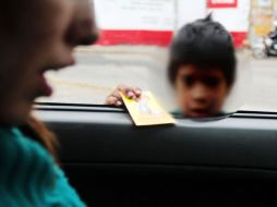 Según cifras oficiales, más de 24 mil personas mueren cada año por accidentes de tránsito en México. ARCHIVO /