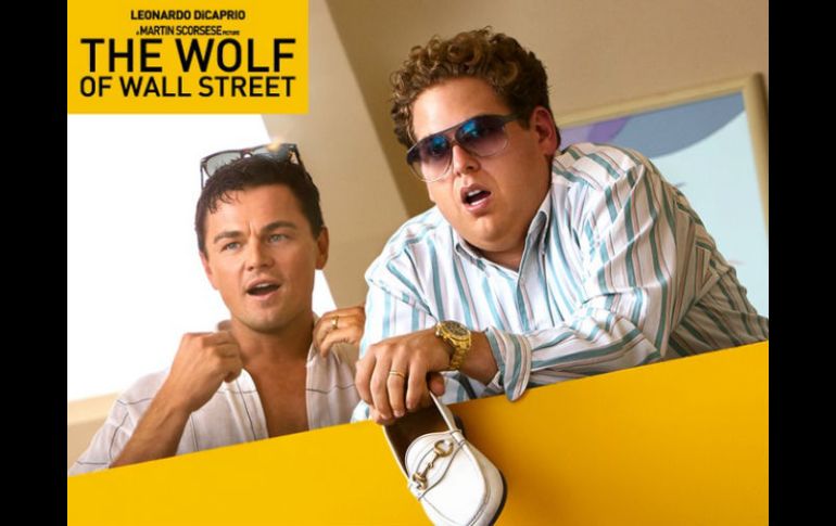 Cinta polémica que incluye sugestivas escenas donde el dinero, el poder y las drogras no son suficientes, foto:@TheWolfofWallSt. ESPECIAL /