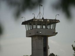 Se ha reforzado la vigilancia en los alrededores de las cárceles para evitar más incidentes. ARCHIVO /