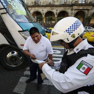 Va en serio retiro de permisos: Movilidad