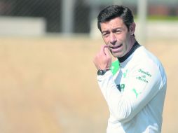 Caixinha interroga a directivos, autoridades y jugadores sobre la pertinencia de las barreras en una profesión altamente globalizada. MEXSPORT /
