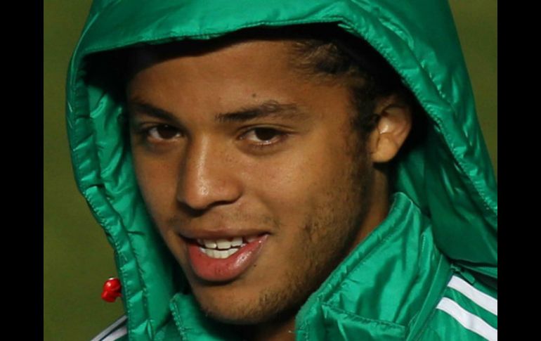 Un medio de comunicación italiano destaca la gran movilidad, desborde y cambio de Giovani dos Santos. ARCHIVO /