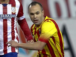 Andrés fue frenado por los Rojiblancos a base de faltas. EFE /