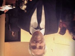 Instagram activó una cámara para que los ganadores y presentadores hicieran selfies. Imagen: Instagram @GoldenGlobes. ESPECIAL /