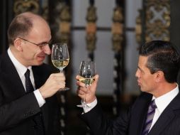Peña y Letta reconocen la necesidad de revitalizar y estrechar la relación entre ambas naciones. EFE /