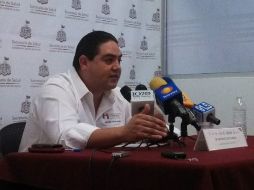 El director del Seguro Popular en rueda de prensa.  /