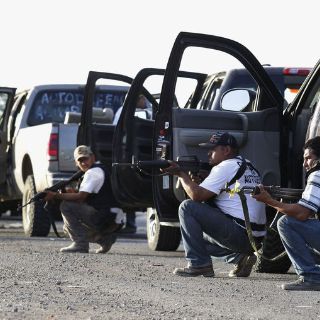 Comienza el desarme de grupos de autodefensa en Michoacán