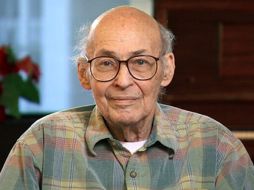 Minsky, es además autor, de contribuciones esenciales, teóricas y prácticas, en matemáticas, ciencia cognitiva, robótica y filosofía. EFE /