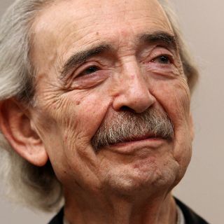 Recuerdan a Juan Gelman en redes sociales