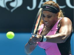 Serena triunfa en partido que duró poco más de una hora. AFP /
