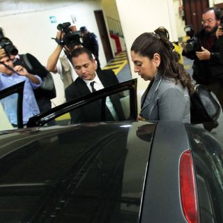 Sale Elisa Ayón por la puerta trasera; sigue su lucha legal