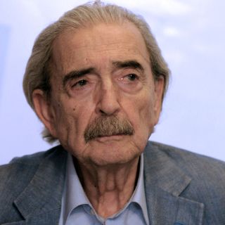 Íntimo y familiar, el funeral de Juan Gelman