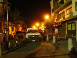 En la noche del martes, fue asesinado un hombre en el cruce de las calles Pedro Loza y Herrera y Cairo. ARCHIVO /