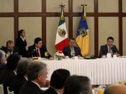 Esta mañana el mandatario estatal sostuvo un diálogo con los magistrados de la Entidad. ESPECIAL /