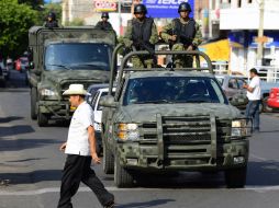 La actuación de elementos del Ejército y Policía Federal implica gastos provenientes de la Federación. AFP /